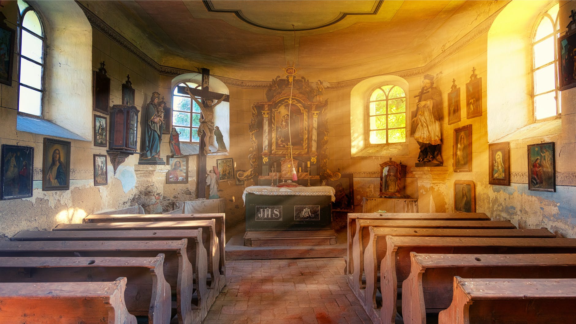 Our Lady of Confidence Novena